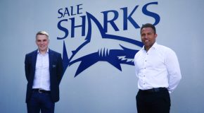 Jason Robinson returns to Sale Sharks