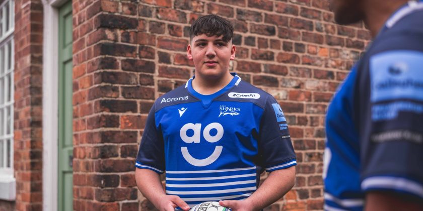 Sharks Unveil New Macron Kit For 2021/22 Season