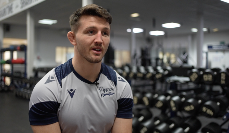 TOM CURRY | England star talks through hip injury and reveals gruelling recovery process