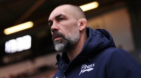 Sharks Director of Rugby Sanderson signs new deal 