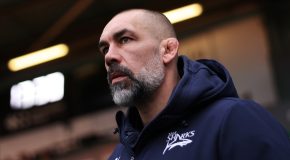 SHARKS DIRECTOR OF RUGBY SANDERSON SIGNS NEW DEAL