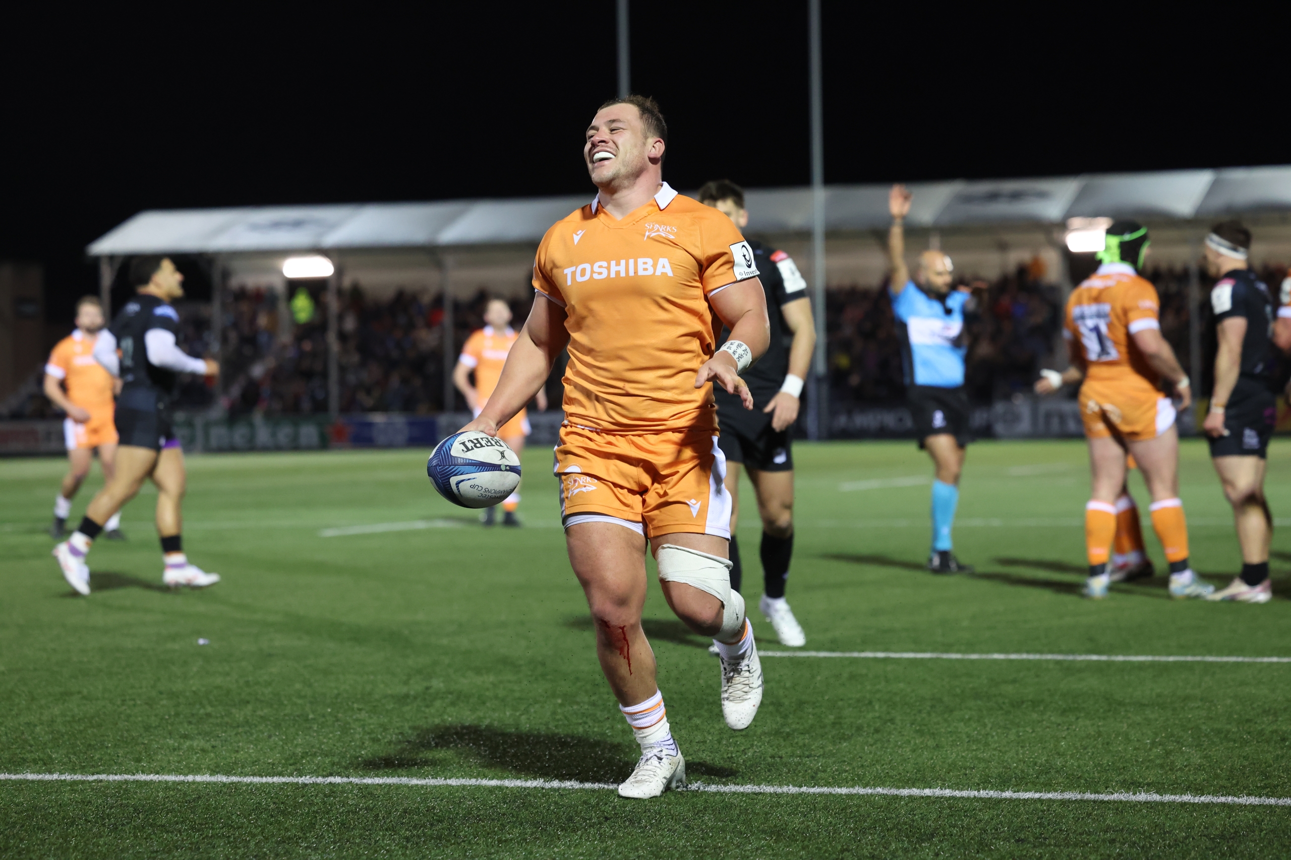 Sharks fall short in CHAMPIONS CUP OPENER at Scotstoun