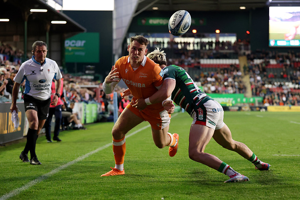 Tigers COMEBACK edges out Sharks on the road