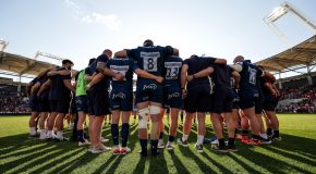 Alex hails departing Sharks 