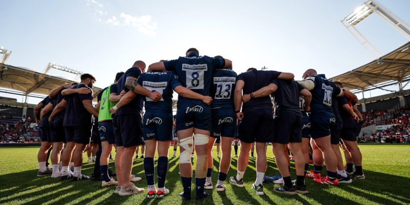 Alex hails departing Sharks 