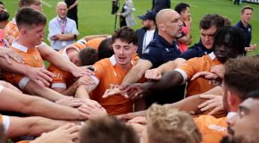 Sharks down Exeter to make PLAY-OFF at Tigers