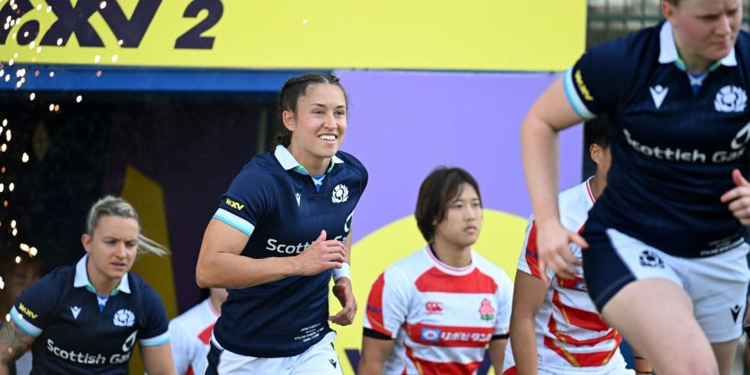 Sharks Sign Rhona Lloyd