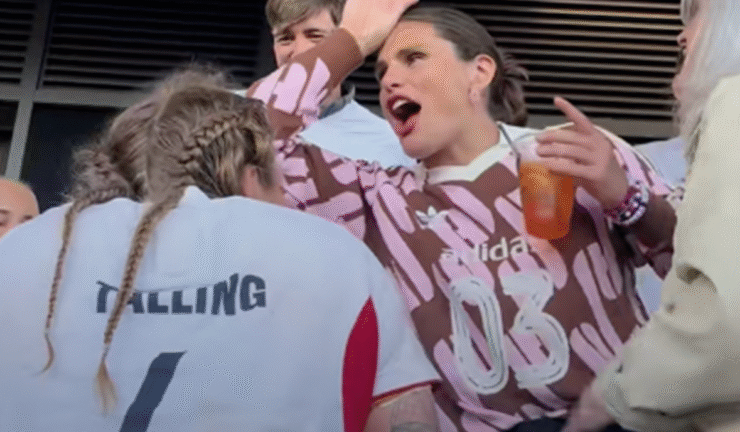 Ilona Maher celebrates with Sharks’ World Cup stars