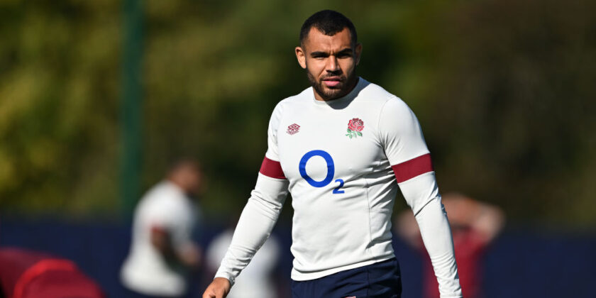 Sharks to sign Marchant